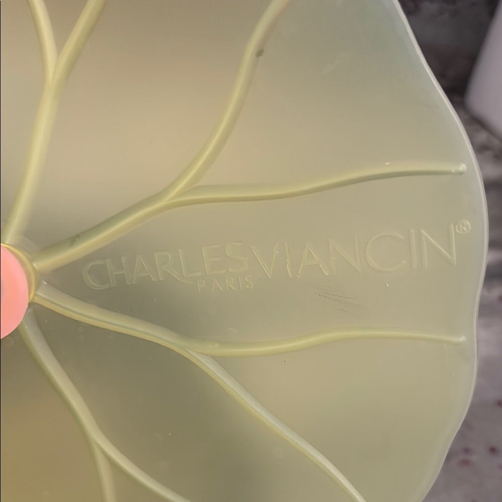 Food saver Silicone Lid (suctions to bowl) - Picture 3 of 3